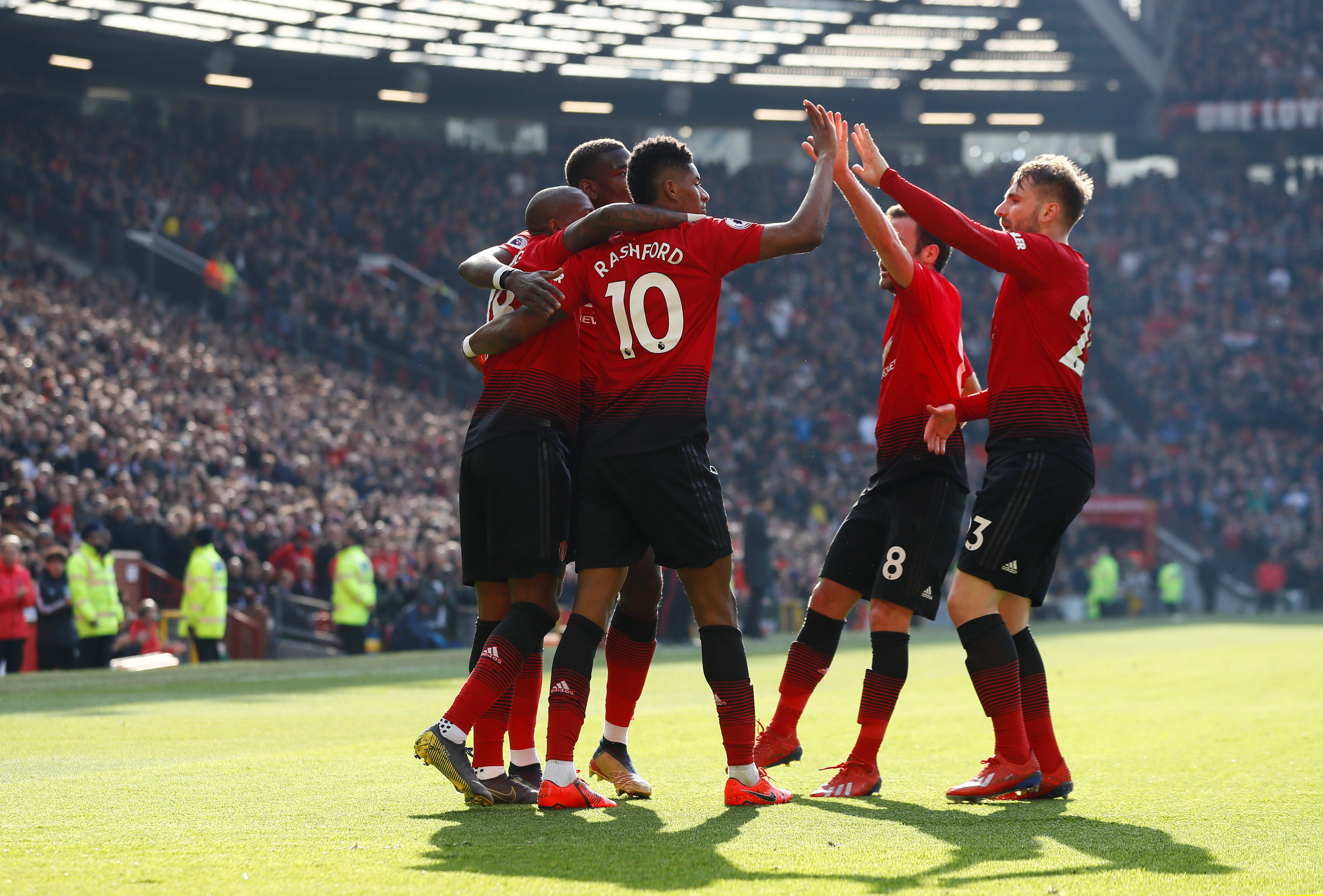 运动员们不 运动员们不